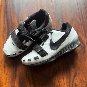 Nike Romaleos 2 Black and White Lifting Shoes